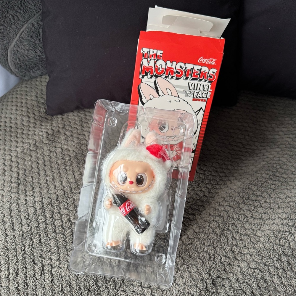 🚫SOLD🚫 Labubu THE MONSTERS COCA-COLA SERIES-Vinyl Face - Picture 4 of 4